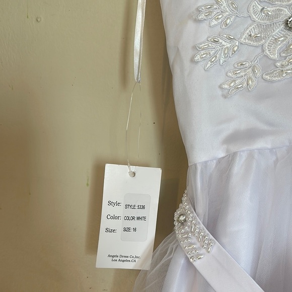 Angels White Sleeveless Scoop Neck Sundress - Picture 5 of 13